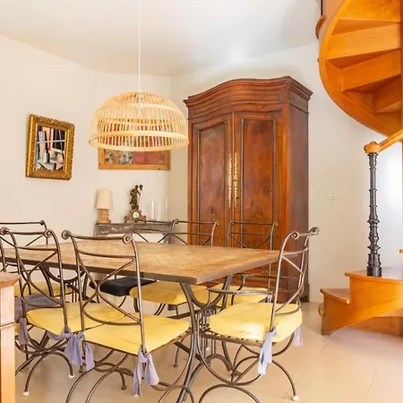 Belle Maison Contemporaine Avec Piscine