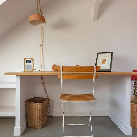 Holiday home Belle Maison Contemporaine Avec Piscine Nantes