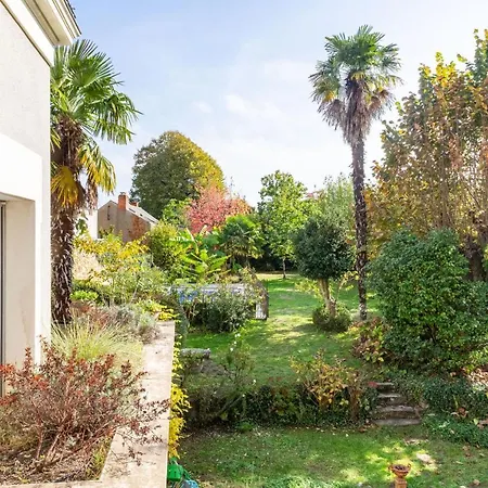 Belle Maison Contemporaine Avec Piscine Holiday home Nantes